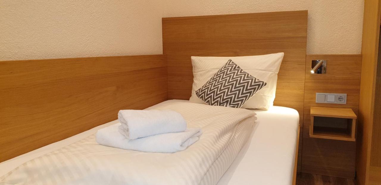Gasthause Zur Krone Hotel Leimen  Eksteriør bilde