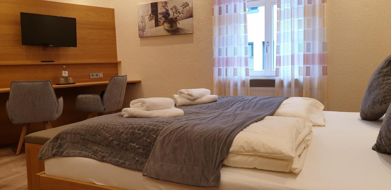Gasthause Zur Krone Hotel Leimen  Eksteriør bilde
